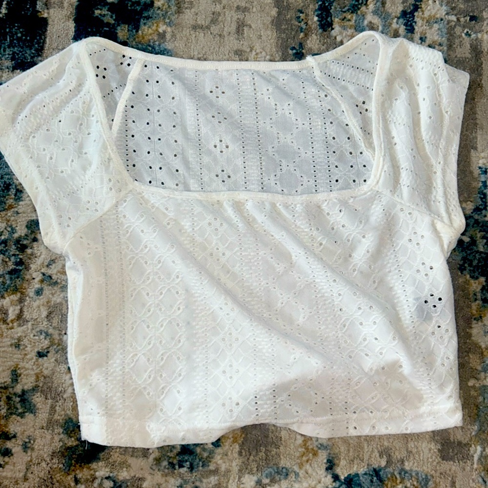 Square neck cropped shirt